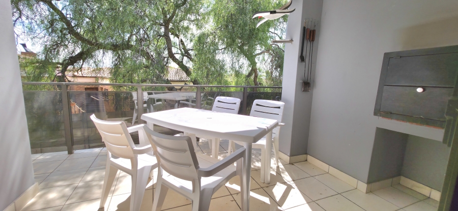 2 Bedroom Property for Sale in Hartenbos Central Western Cape